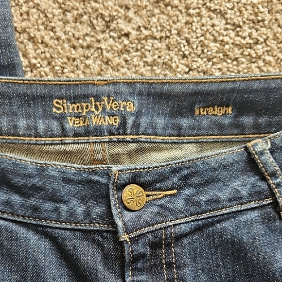 Simply Vera Straight Blue Denim Jeans, Size 4 - Picture 3 of 6